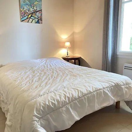 No000-047 4 Pieces- 5 Couchages Noirmoutier En L'ile